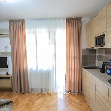 Vmaks Apartman Novi Sad